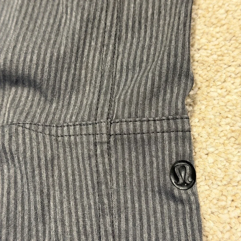 Lululemon Seawall Track Pants Mens L Grey Striped Drawstring Athleisure Yoga 34L